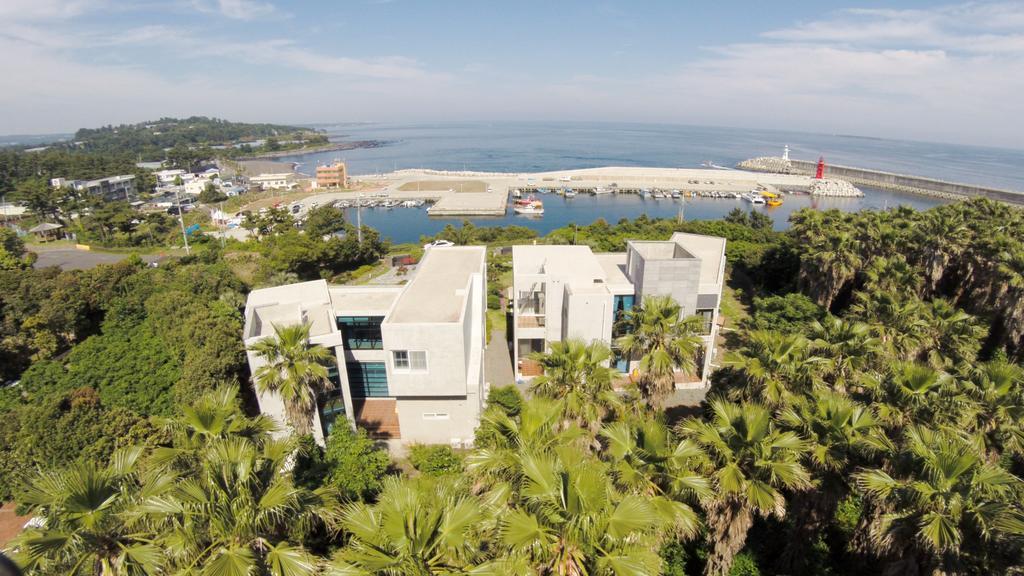 Cobeach Familiar Pension Согвипхо Экстерьер фото