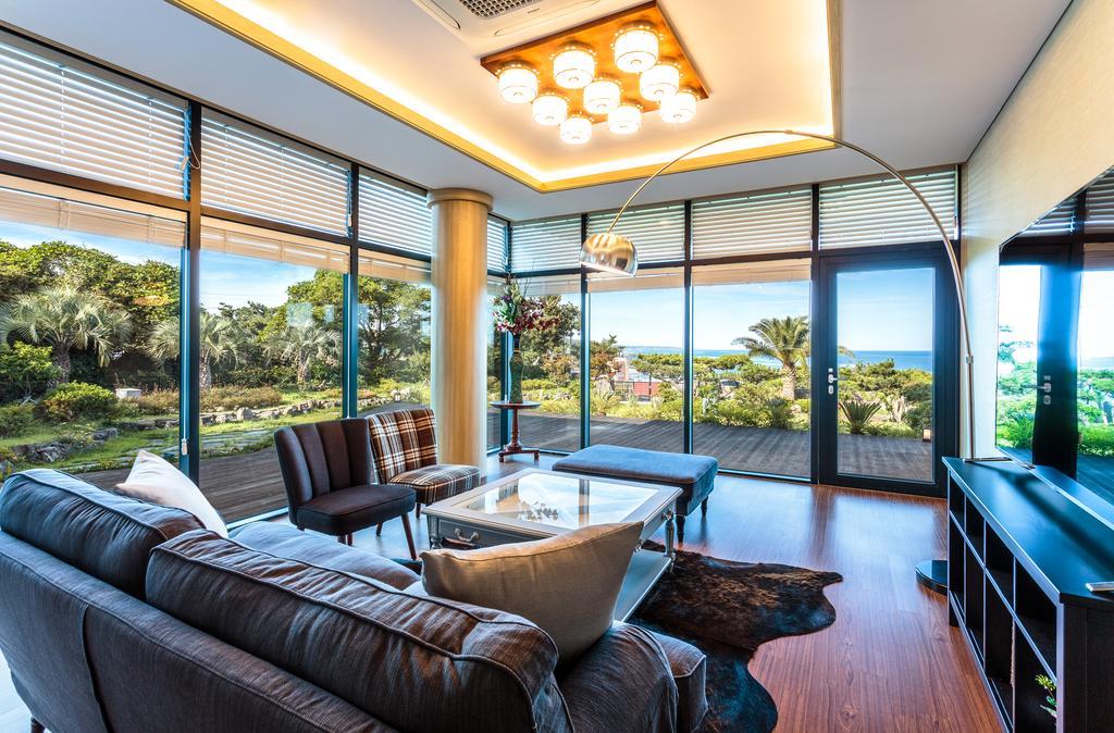 Cobeach Familiar Pension Согвипхо Экстерьер фото