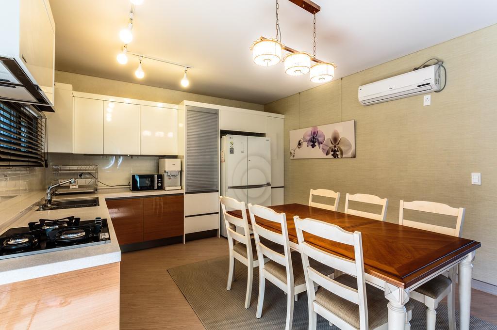 Cobeach Familiar Pension Согвипхо Экстерьер фото