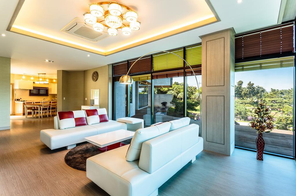 Cobeach Familiar Pension Согвипхо Экстерьер фото