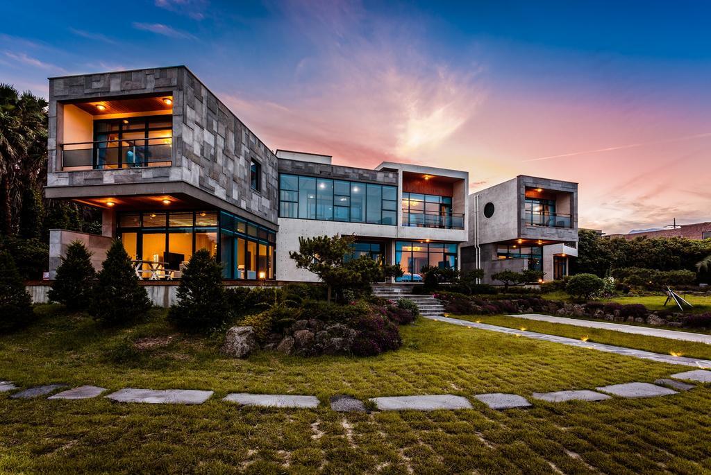 Cobeach Familiar Pension Согвипхо Экстерьер фото
