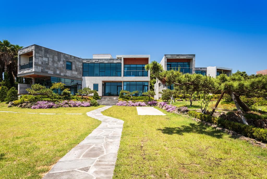Cobeach Familiar Pension Согвипхо Экстерьер фото