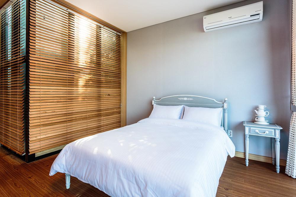 Cobeach Familiar Pension Согвипхо Экстерьер фото